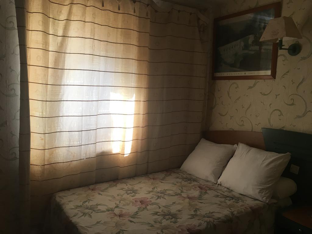 Hotel Relax Марсель Екстер'єр фото